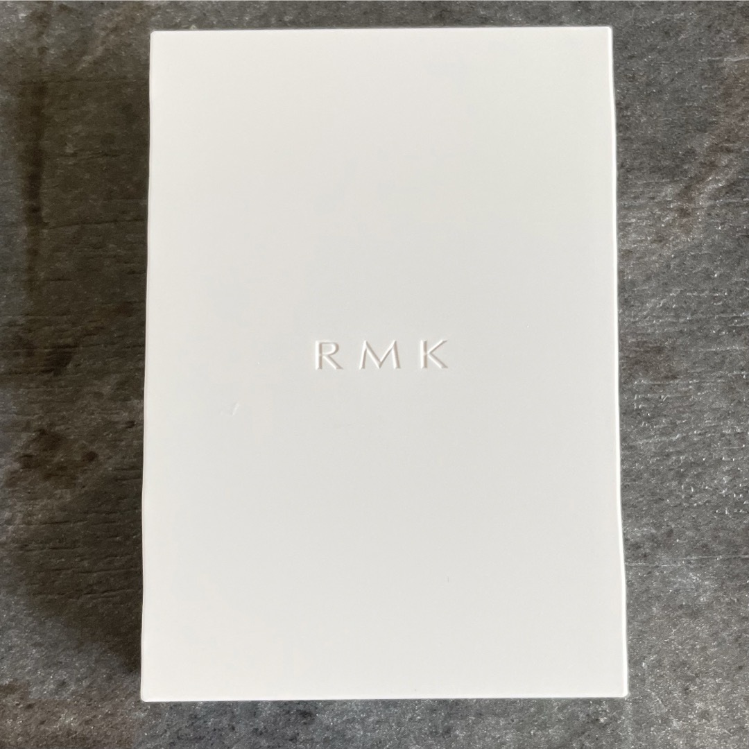RMK(アールエムケー)のRMK シンクロマティック アイシャドウパレット EX-01 アフェクショネイト コスメ/美容のベースメイク/化粧品(アイシャドウ)の商品写真
