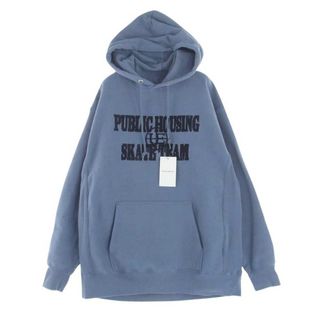 ユニフォームエクスペリメント(uniform experiment)のuniform experiment ユニフォームエクスペリメント パーカー UE-232069 PUBLIC HOUSING SKATE TEAM SWEAT HOODIE パブリックハウジング スケートチーム プルオーバーフーディー ライトブルー系 4【中古】(パーカー)