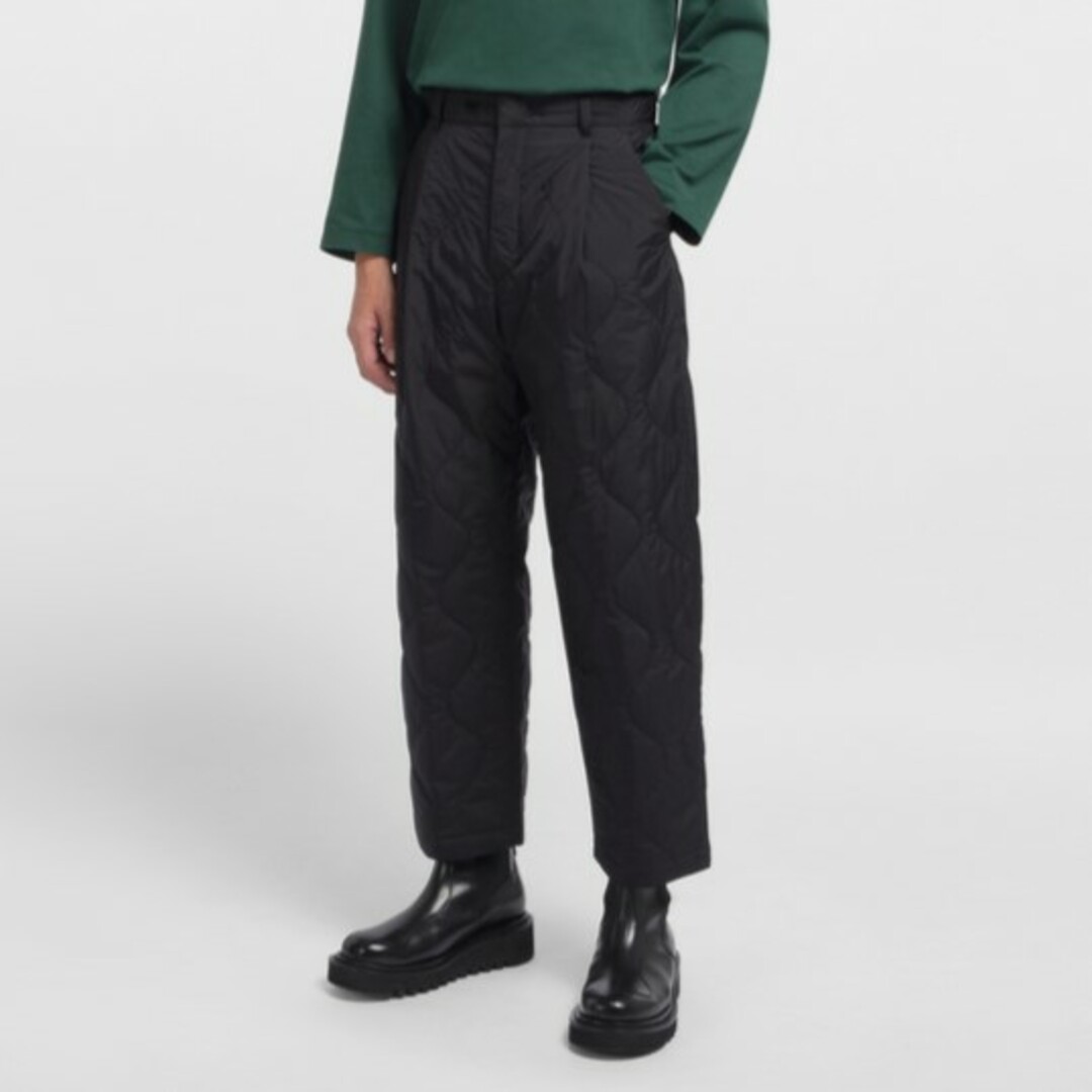 stein(シュタイン)のstein シュタイン 21AW 日本製 Quilted One Tuck Trousers キルティング1タックトラウザーズ ST.291 S BLACK パンツ ボトムス【新古品】【中古】【stein】 メンズのパンツ(その他)の商品写真