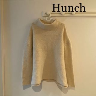 ハンチ(HUNCH)のHunch  オフホワイト　薄ベージュ　ボトルネック　ニット　フリーサイズ　(ニット/セーター)