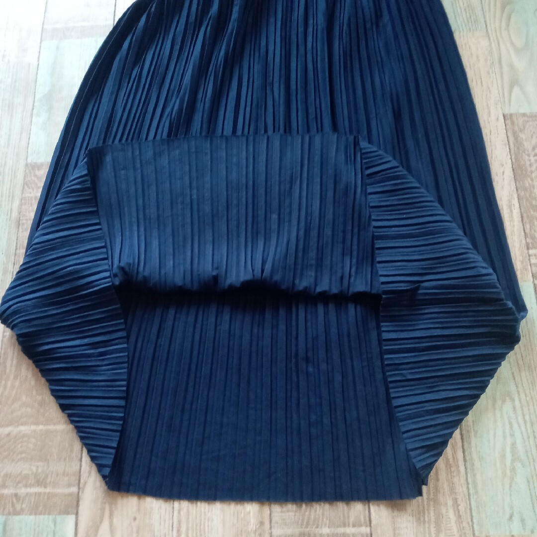 UNIQLO(ユニクロ)のUNIQLO☆プリーツロングスカート レディースのスカート(ロングスカート)の商品写真