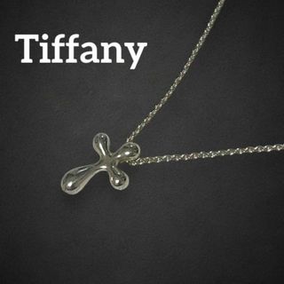 ティファニー(Tiffany & Co.)の✨美品✨　ティファニー スモールクロスネックレス　SV925 シルバー　al43(ネックレス)