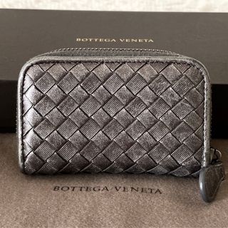 ボッテガヴェネタ(Bottega Veneta)の美品☆ボッテガ イントレチャート ラウンドファスナー コインケース ガンメタル(コインケース/小銭入れ)