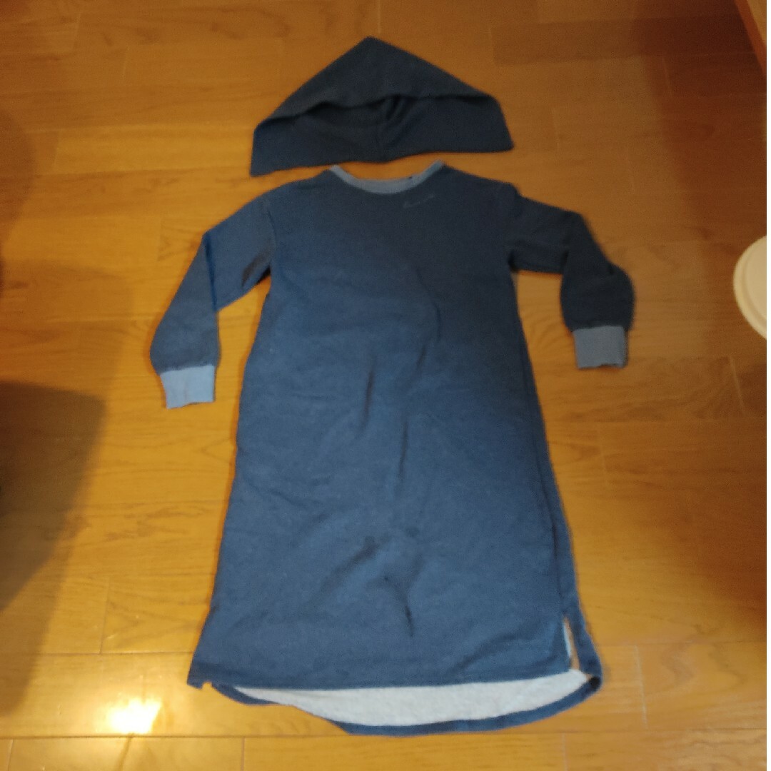 COMME CA ISM(コムサイズム)のトレーナーワンピース　140 キッズ/ベビー/マタニティのキッズ服女の子用(90cm~)(ワンピース)の商品写真