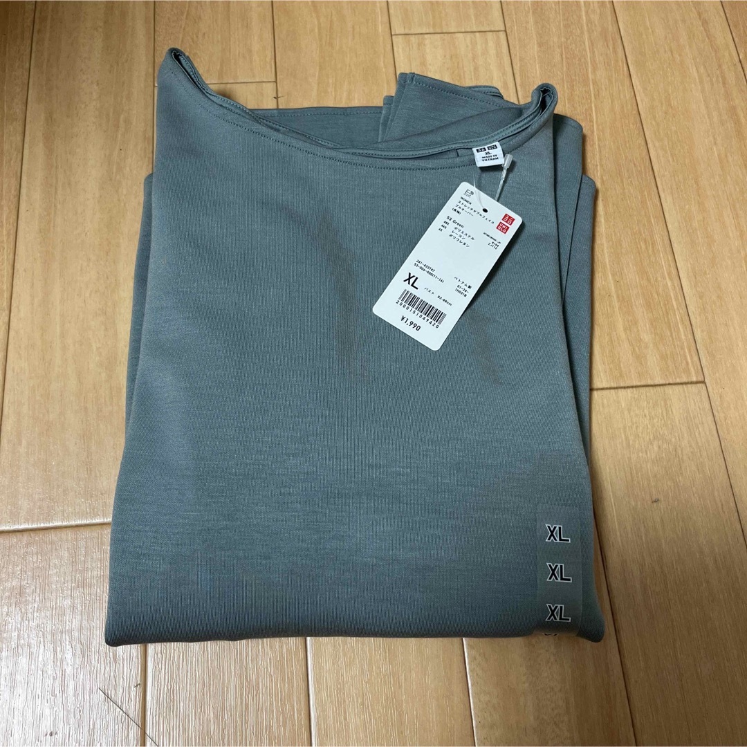 UNIQLO(ユニクロ)の最終値下げ　新品 ユニクロ　トップス　XL レディースのトップス(カットソー(長袖/七分))の商品写真