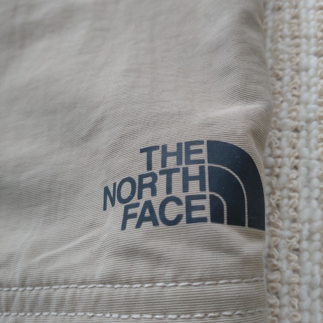 THE NORTH FACE(ザノースフェイス)の32   THE NORTH FACE　ザ・ノースフェイスカーゴパンツ メンズのパンツ(ワークパンツ/カーゴパンツ)の商品写真