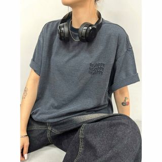 パルグループアウトレット(PAL GROUP OUTLET)の【ネイビー】【WHO'S WHO gallery】【SLOPPY/スロッピー】ロゴ刺繍TEE(カットソー(長袖/七分))