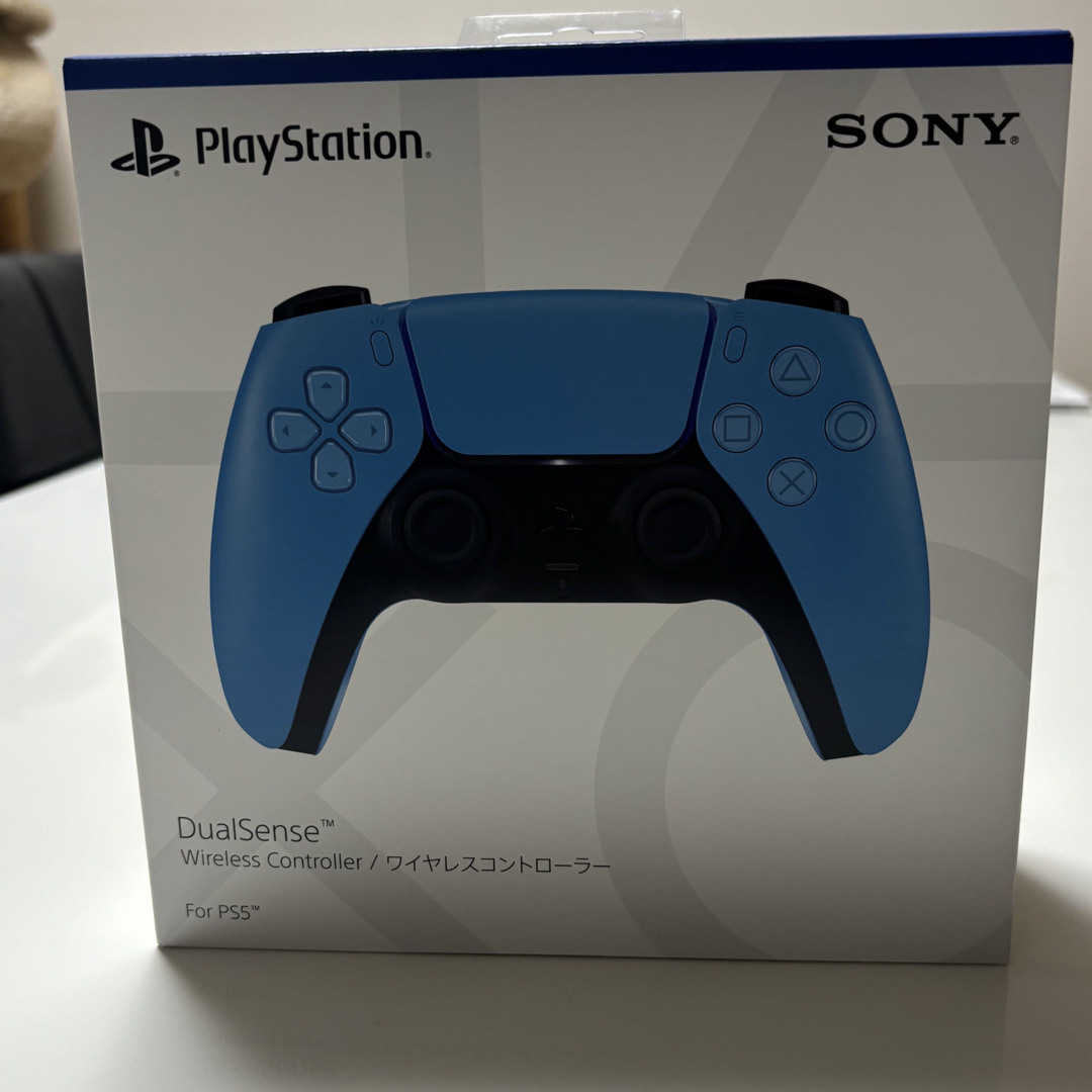 SONY(ソニー)のPS5純正コントローラー【新品、未開封】Dual Sense エンタメ/ホビーのゲームソフト/ゲーム機本体(その他)の商品写真