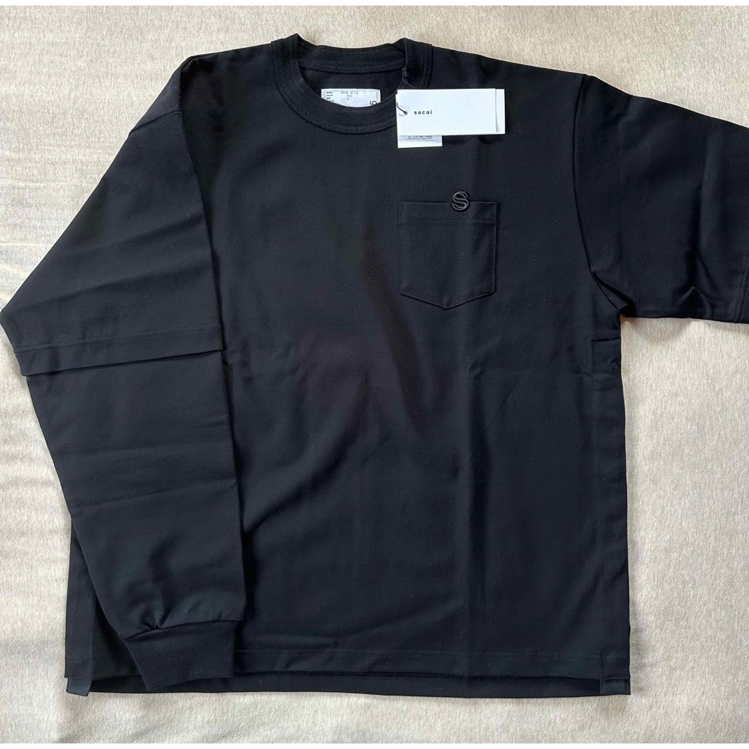 sacai(サカイ)の黒3新品 sacai サカイ メンズ S ロゴ ロング Tシャツ 長袖 ブラック メンズのトップス(スウェット)の商品写真