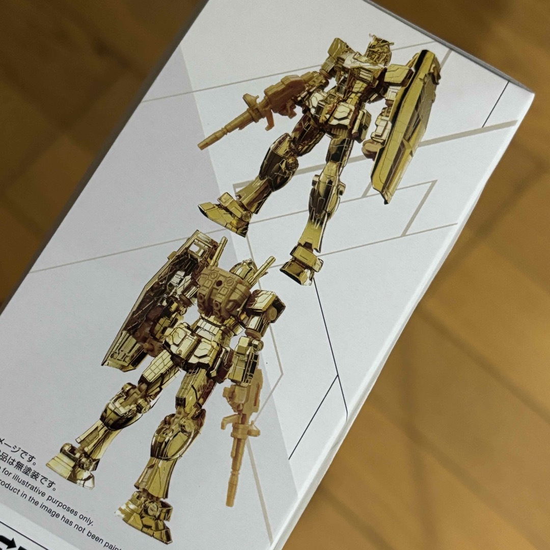 BANDAI(バンダイ)の【限定配布】金のガンダム　ガンダムファクトリー横浜　グランドフィナーレ エンタメ/ホビーのおもちゃ/ぬいぐるみ(模型/プラモデル)の商品写真