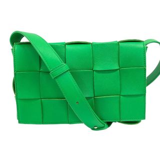 ボッテガヴェネタ(Bottega Veneta)のボッテガヴェネタ BOTTEGAVENETA ショルダーバッグ
 カセット  マキシイントレチャート グリーン(ショルダーバッグ)