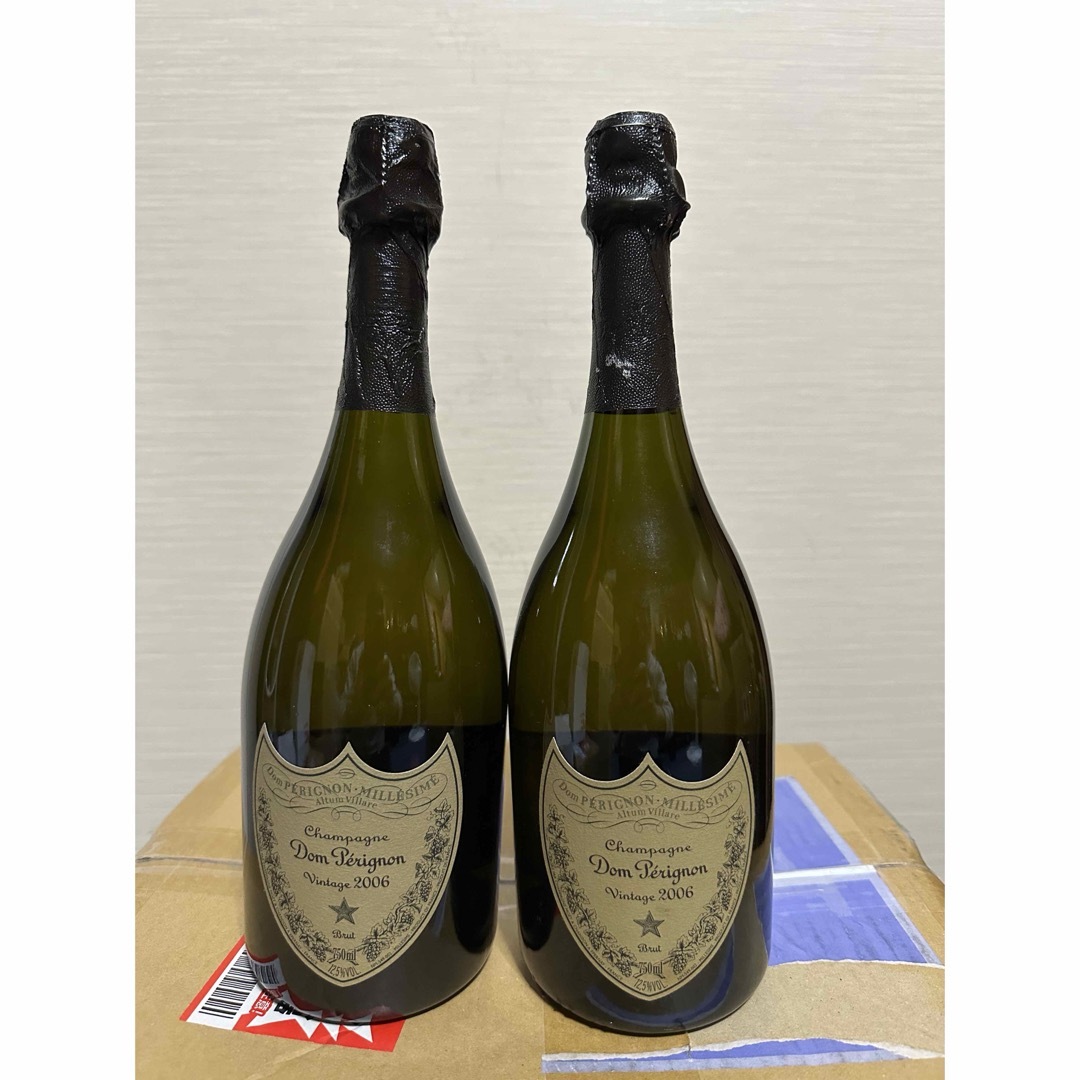 Dom Pérignon(ドンペリニヨン)のドンペリ2006年2本 食品/飲料/酒の酒(シャンパン/スパークリングワイン)の商品写真