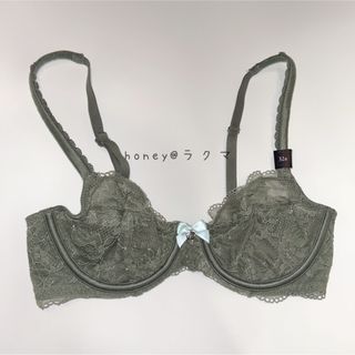 Victoria's Secret - 新品　ヴィクトリアシークレット カーキグリーン レースブラ