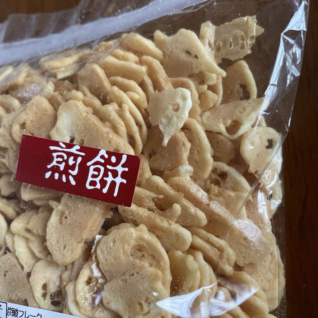 有馬温泉炭酸フレーク200g×2袋 食品/飲料/酒の食品(菓子/デザート)の商品写真