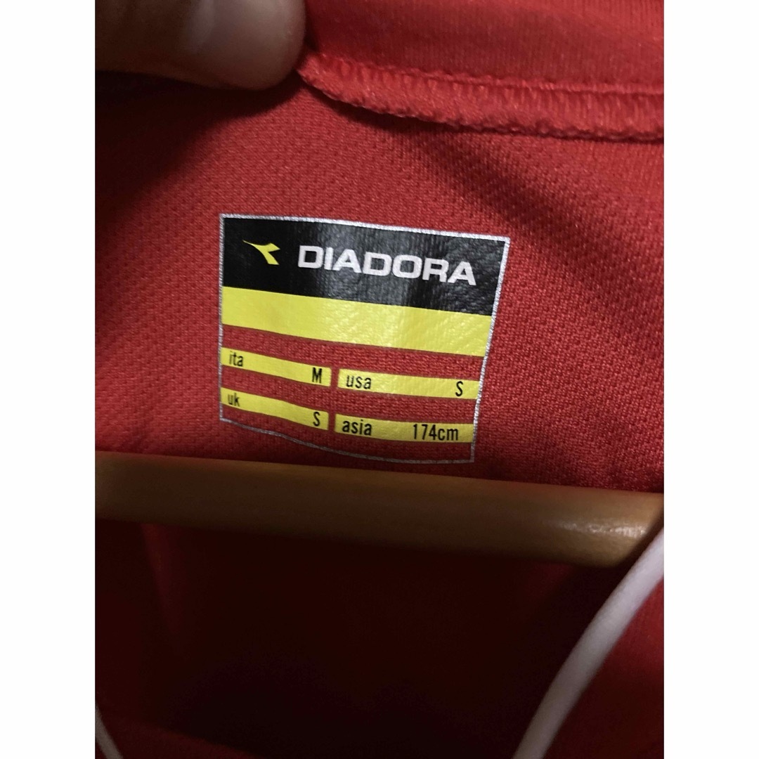 DIADORA(ディアドラ)のハノーファー 96 ユニフォーム ユニホーム ディアドラ Mサイズ TULFLY スポーツ/アウトドアのサッカー/フットサル(ウェア)の商品写真