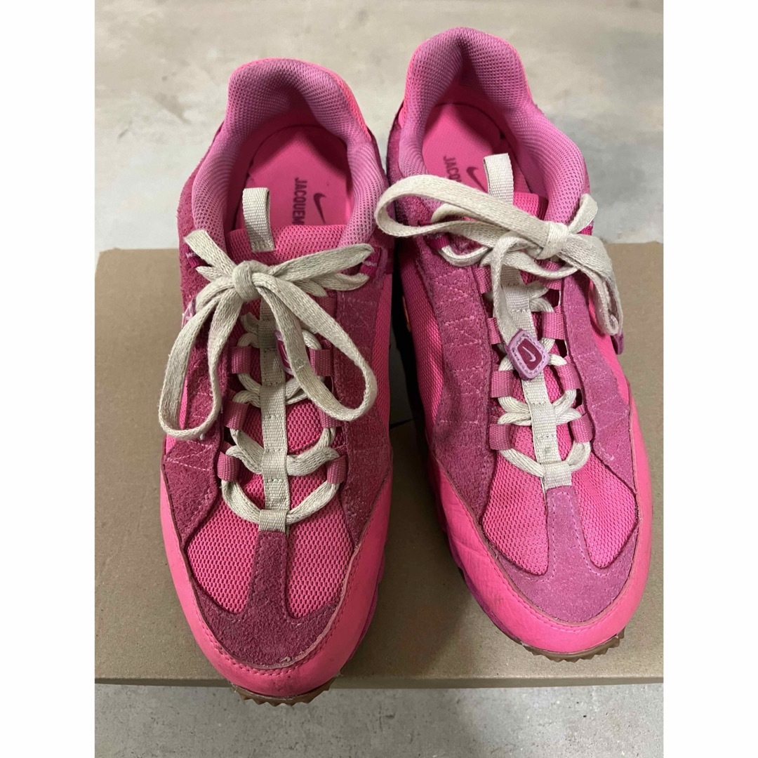 NIKE(ナイキ)のJacquemus × Nike Air Humara "pink flash" メンズの靴/シューズ(スニーカー)の商品写真