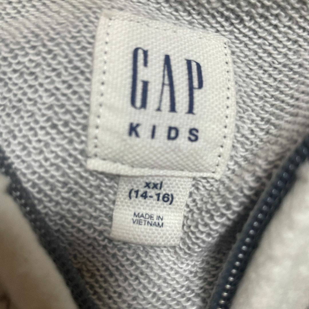 GAP Kids(ギャップキッズ)のGAP パーカー　t012 レディースのトップス(パーカー)の商品写真