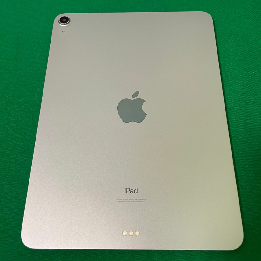 iPad(アイパッド)の○ワイヤレスキーボード付○iPad Air4 64GB Wi-Fiモデル スマホ/家電/カメラのPC/タブレット(タブレット)の商品写真