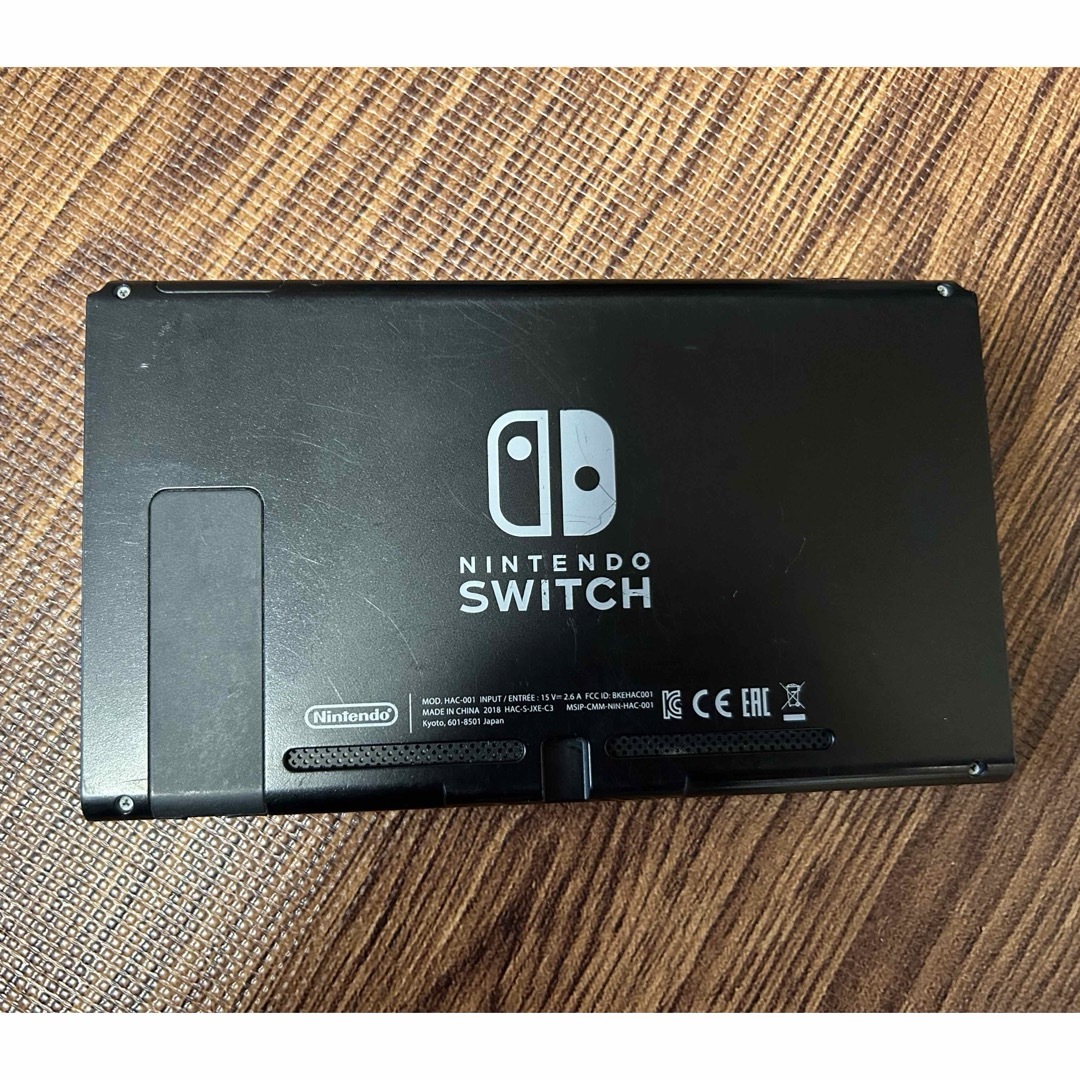 Nintendo Switch(ニンテンドースイッチ)のニンテンドー switch 任天堂 本体のみ エンタメ/ホビーのゲームソフト/ゲーム機本体(家庭用ゲーム機本体)の商品写真