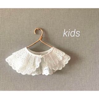 ザラキッズ(ZARA KIDS)のmii様　キッズ　付け襟　三段刺繍　パールボタン(その他)