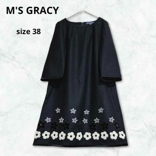 エムズグレイシー(M'S GRACY)のM'S GRACY ワンピース カシミヤ混 フラワーモチーフ 38(ひざ丈ワンピース)