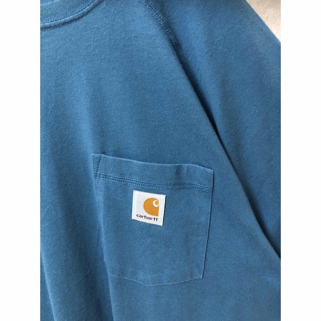 carhartt(カーハート)の【carhartt】カーハート　ワンポイントロゴ　袖ロゴ　tシャツ　Lサイズ メンズのトップス(Tシャツ/カットソー(半袖/袖なし))の商品写真