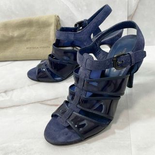 ボッテガヴェネタ(Bottega Veneta)のボッテガヴェネタ　グラディエーター　レザー編み込みサンダル　紺36  スエード(サンダル)