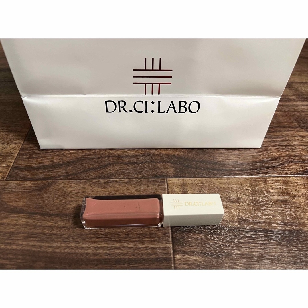 Dr.Ci Labo(ドクターシーラボ)のドクターシーラボ リッププランパー 03 ピンクベージュ 唇用美容液 コスメ/美容のベースメイク/化粧品(リップグロス)の商品写真