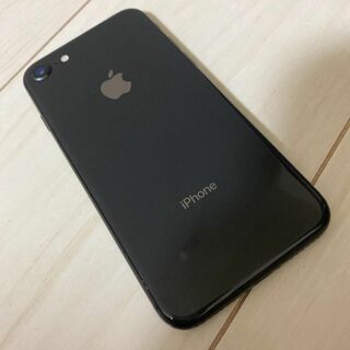 アップル(Apple)のiPhone8本体　64GB　ブラック(スマートフォン本体)