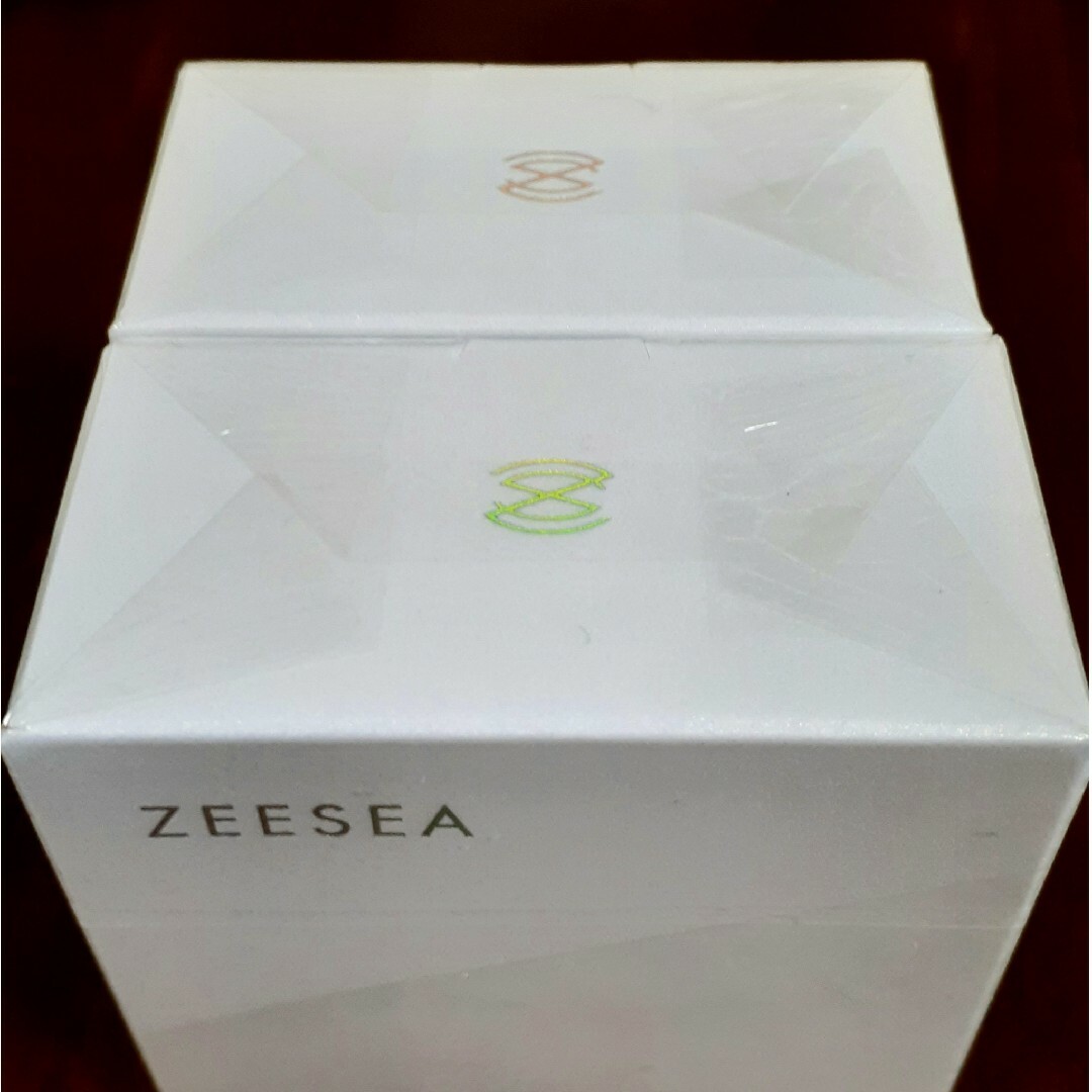 ZEESEA(ズーシー)の【最終在庫】ZEESEA フェザーライトルースパウダー 01 5g コスメ/美容のベースメイク/化粧品(フェイスパウダー)の商品写真