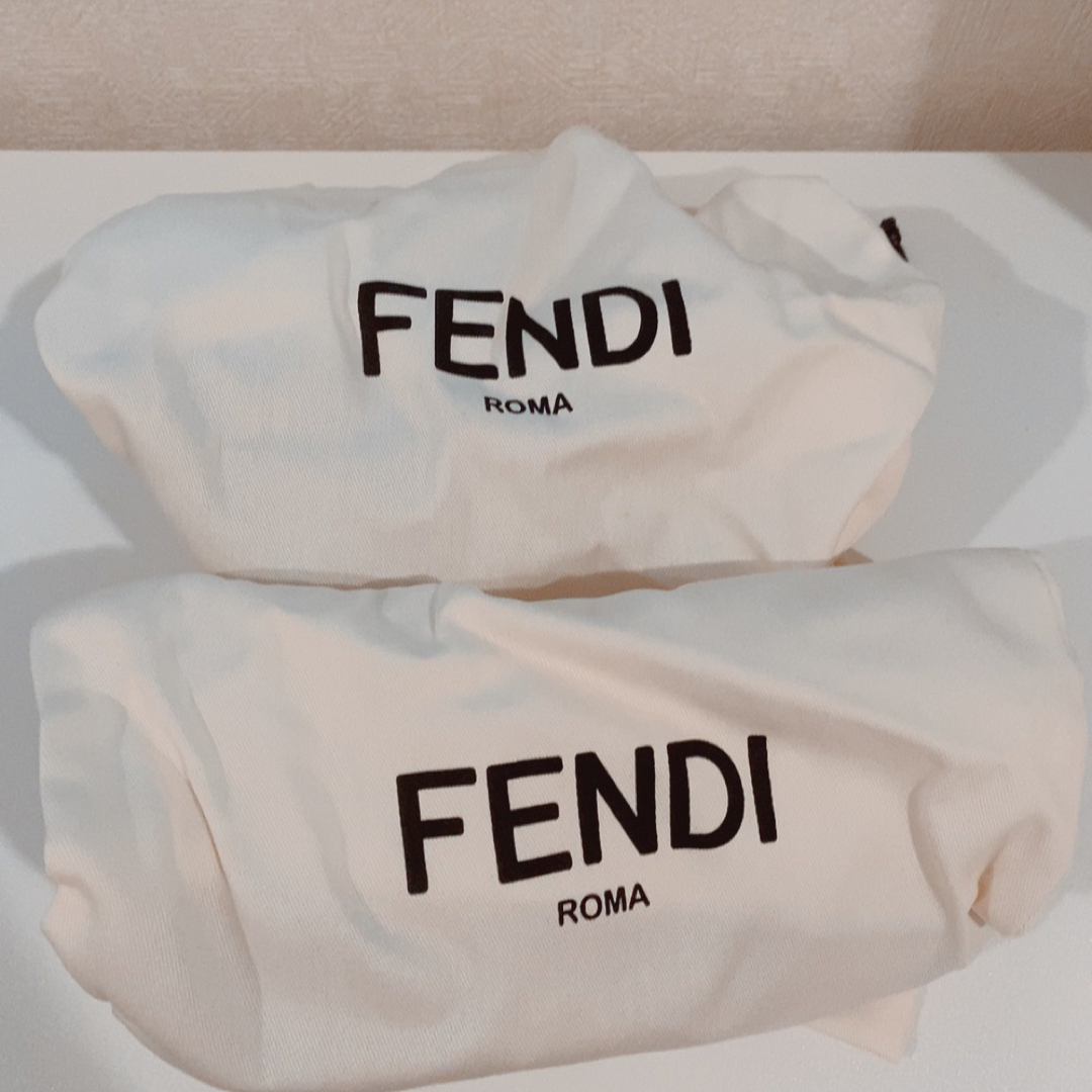 FENDI(フェンディ)の新品未使用！ヌードレザー／ピンクメッシュ スリングバックシューズ レディースの靴/シューズ(ハイヒール/パンプス)の商品写真