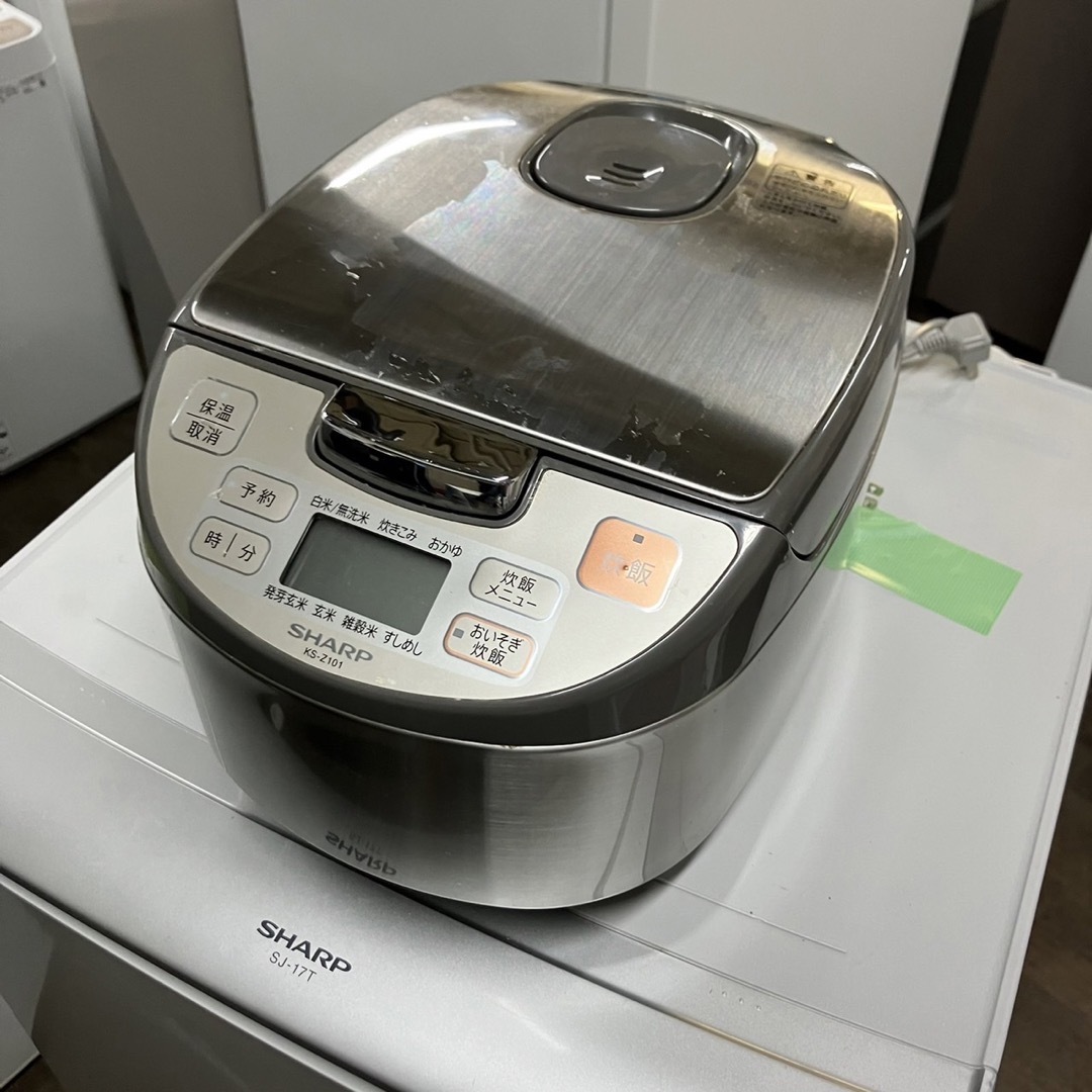 38i 冷蔵庫洗濯機炊飯器　お買い得三点セット　送料設置込み価格 スマホ/家電/カメラの生活家電(冷蔵庫)の商品写真