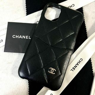 シャネル(CHANEL)の［美品］CHANEL iPhone12/12pro キャビアスキン　スマホケース(その他)