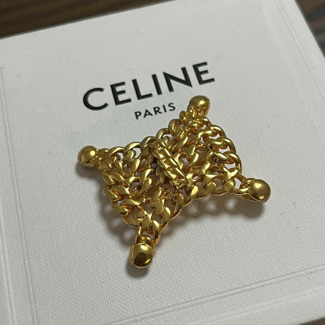 celine(セリーヌ)の［希少・美品］CELINE マガダムモチーフ　 ブローチ　ヴィンテージ　チェーン レディースのアクセサリー(ブローチ/コサージュ)の商品写真