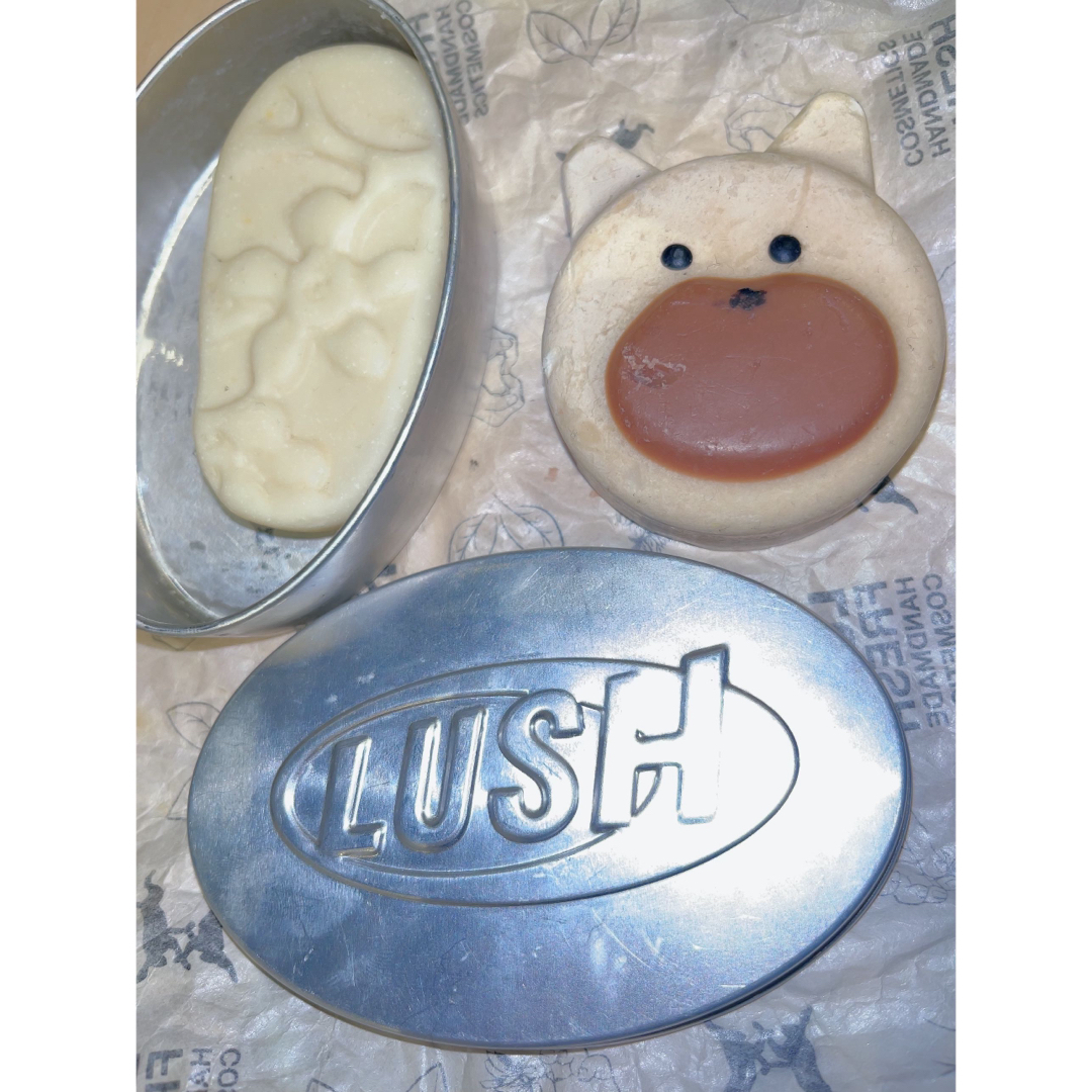 LUSH(ラッシュ)のLUSH マッサージバー コスメ/美容のボディケア(ボディオイル)の商品写真