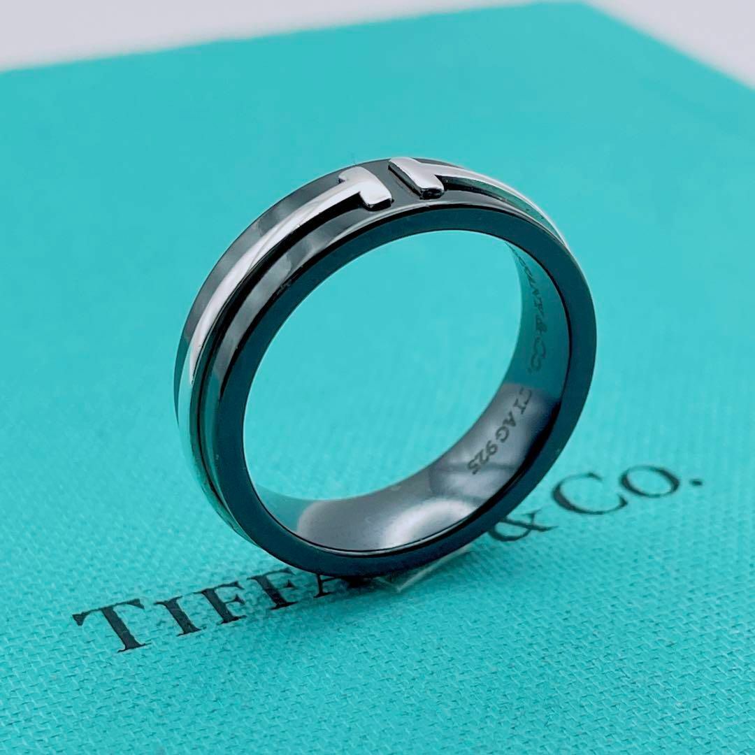 Tiffany & Co.(ティファニー)の【極美品】Tiffany & Co. リング　T TWO チタン　指輪　14号 レディースのアクセサリー(リング(指輪))の商品写真