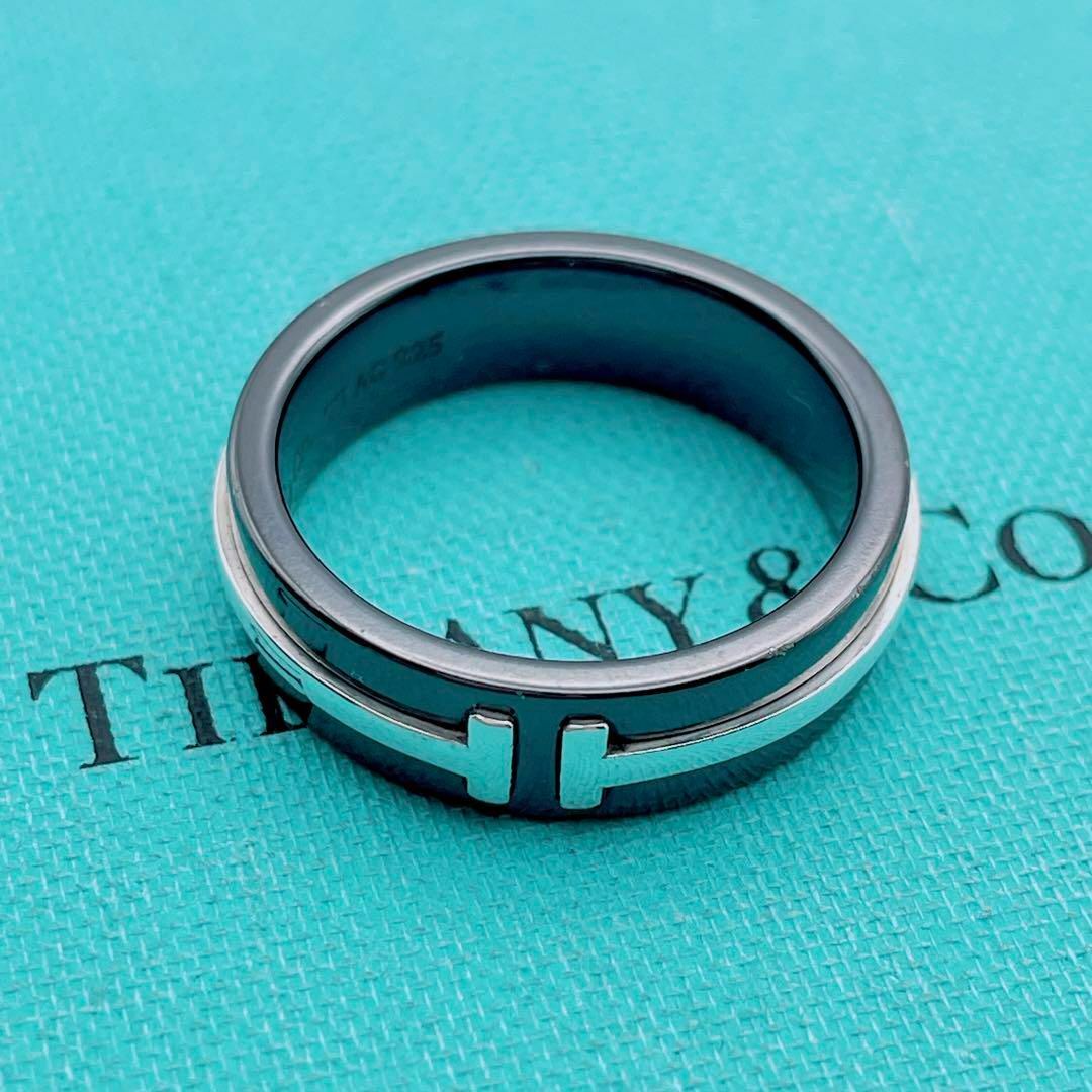 Tiffany & Co.(ティファニー)の【極美品】Tiffany & Co. リング　T TWO チタン　指輪　14号 レディースのアクセサリー(リング(指輪))の商品写真