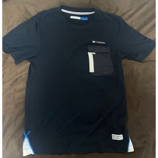 オリジナルス(Originals（adidas）)のadidas original ブラック ポケット付Tシャツ(Tシャツ/カットソー(半袖/袖なし))