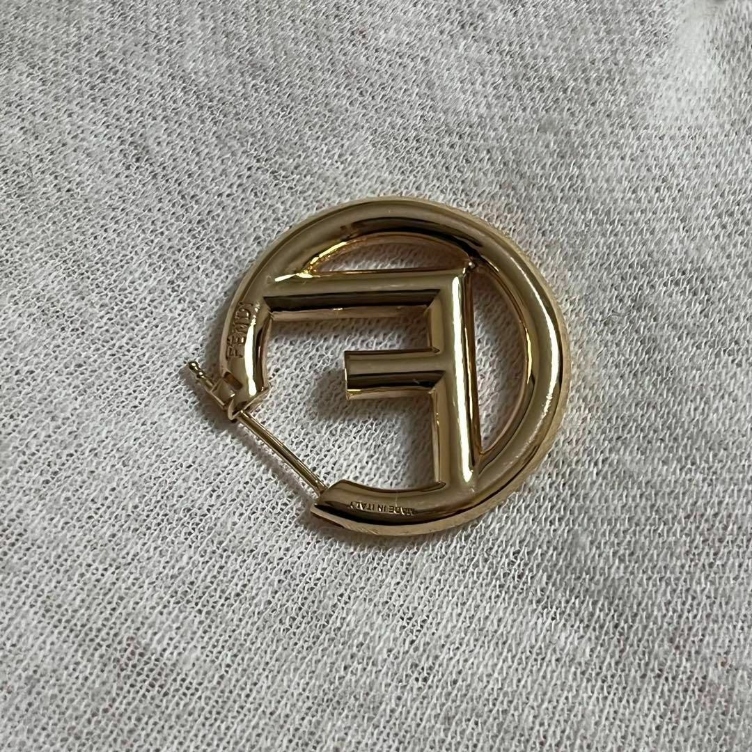 FENDI(フェンディ)の［美品］フェンディ　FENDI エフイズ フープピアス ゴールド　片耳 レディースのアクセサリー(ピアス)の商品写真