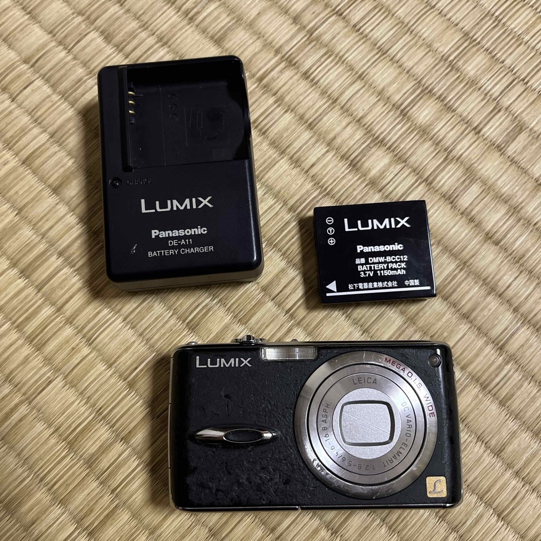 Panasonic(パナソニック)のPanasonic LUMIX DMC-FX01 コンパクトデジタルカメラ スマホ/家電/カメラのカメラ(コンパクトデジタルカメラ)の商品写真