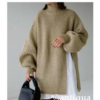 アンティカ(antiqua)のアンティカ　スリットニットトップス新品未使用　完売カラー(ニット/セーター)