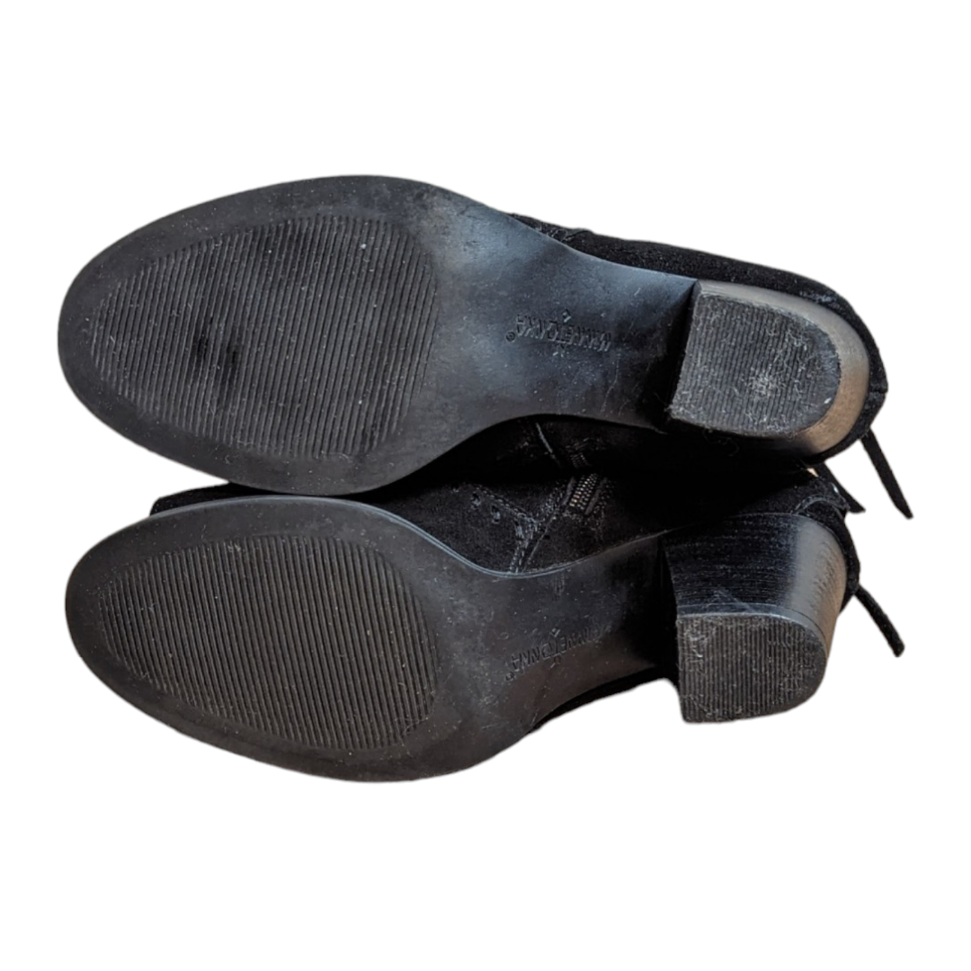 Minnetonka(ミネトンカ)のMINNETONKA ミネトンカ ショートブーツ 24cm ブラック スウェード レディースの靴/シューズ(ブーティ)の商品写真