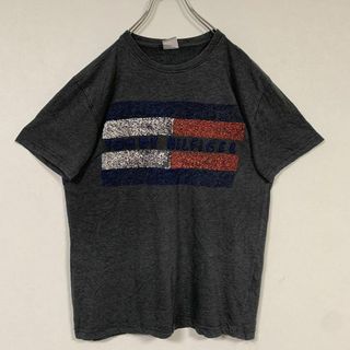 トミーヒルフィガー(TOMMY HILFIGER)の特殊ロゴ 立体TOMMY HILFIGER 半袖 プリントシャツ Lサイズ(Tシャツ/カットソー(半袖/袖なし))