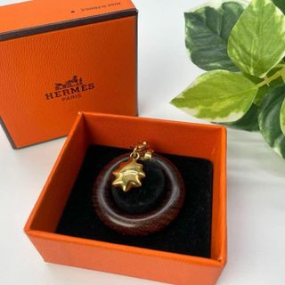 エルメス(Hermes)の極美品✨　HERMES　エルメス　スカーフリング　箱付き　ゴールド　金具　ウッド(バンダナ/スカーフ)