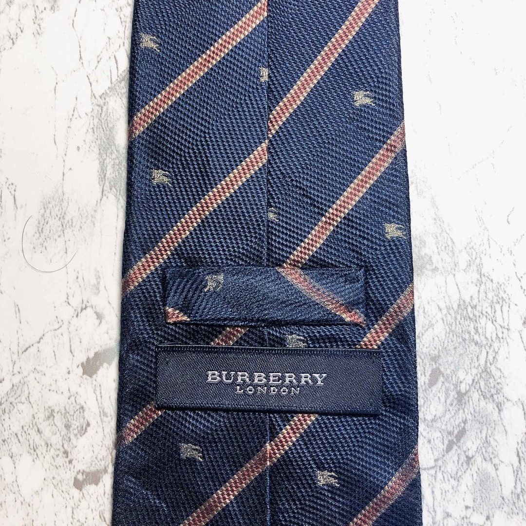 BURBERRY(バーバリー)のBUBERRY LONDON ネクタイ　ネイビー　ストライプ　ホースロゴ メンズのファッション小物(ネクタイ)の商品写真