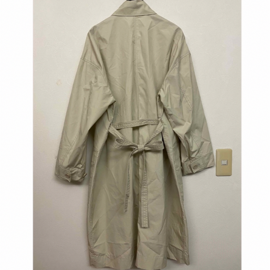 UNIQLO(ユニクロ)のUNIQLO U  コットンロングコート　白　Sサイズ レディースのジャケット/アウター(スプリングコート)の商品写真