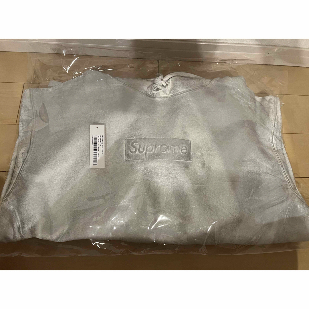 Supreme(シュプリーム)のSup  MM6 Foil Box Logo Hooded Sweatshirt メンズのトップス(パーカー)の商品写真