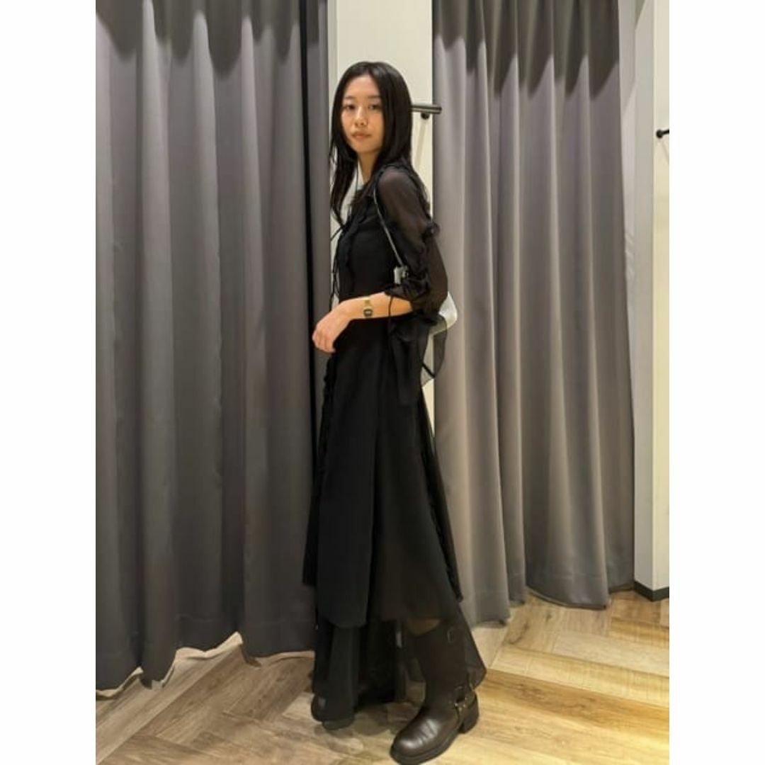 moussy(マウジー)の今季新作即完売♥CHIFFON MELLOW MAXI DRESS レディースのワンピース(ロングワンピース/マキシワンピース)の商品写真