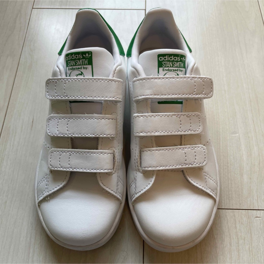 STANSMITH（adidas）(スタンスミス)の【adidas】美品スタンスミス(18cm) キッズ/ベビー/マタニティのキッズ靴/シューズ(15cm~)(スニーカー)の商品写真