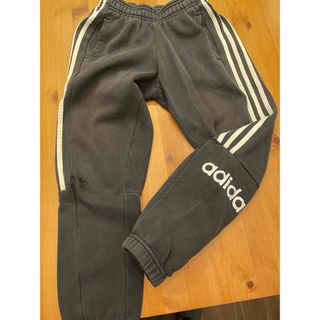 アディダス(adidas)のアディダス  ジャージ　パンツ　キッズ　130 140 150(ウェア)